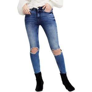 Free People Busted Skinny Jeans 32
